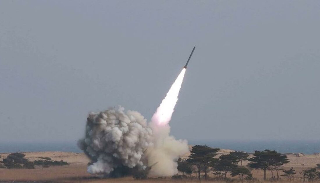 Kuzey Kore’den Japon Denizi istikametine 3 balistik füze