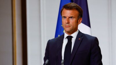 Macron’dan İsrail’in saldırılarına kınama