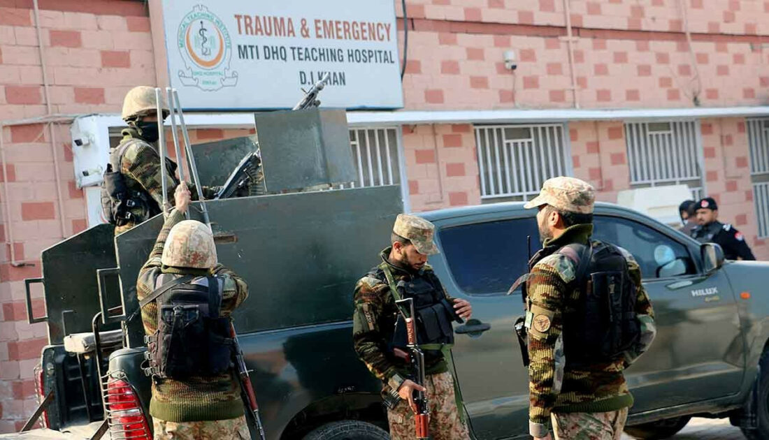 Pakistan’dan Afganistan’a hava saldırısı: 8 ölü