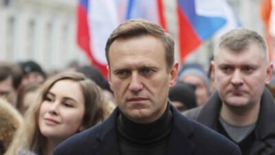 Navalny, Moskova’da defnedildi