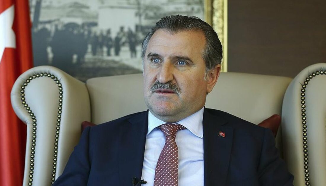 Bakan Bak’tan 31 Mart mesajı: Bize çalışan adam lazım, tatile giden değil