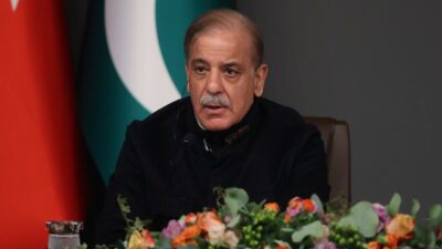 Pakistan’ın Başbakanı Şerif yemin ederek göreve başladı