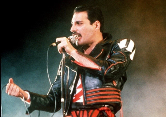Freddie Mercury 33 yıl sonra sahneye dönebilir!