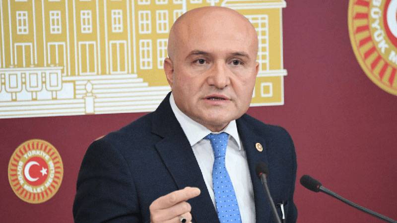 İYİ Parti Grup Başkanvekili Erhan Usta görevinden istifa etti