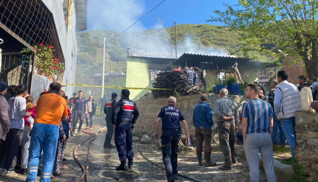 Çıkan yangında 2 yaşındaki çocuk hayatını kaybetti