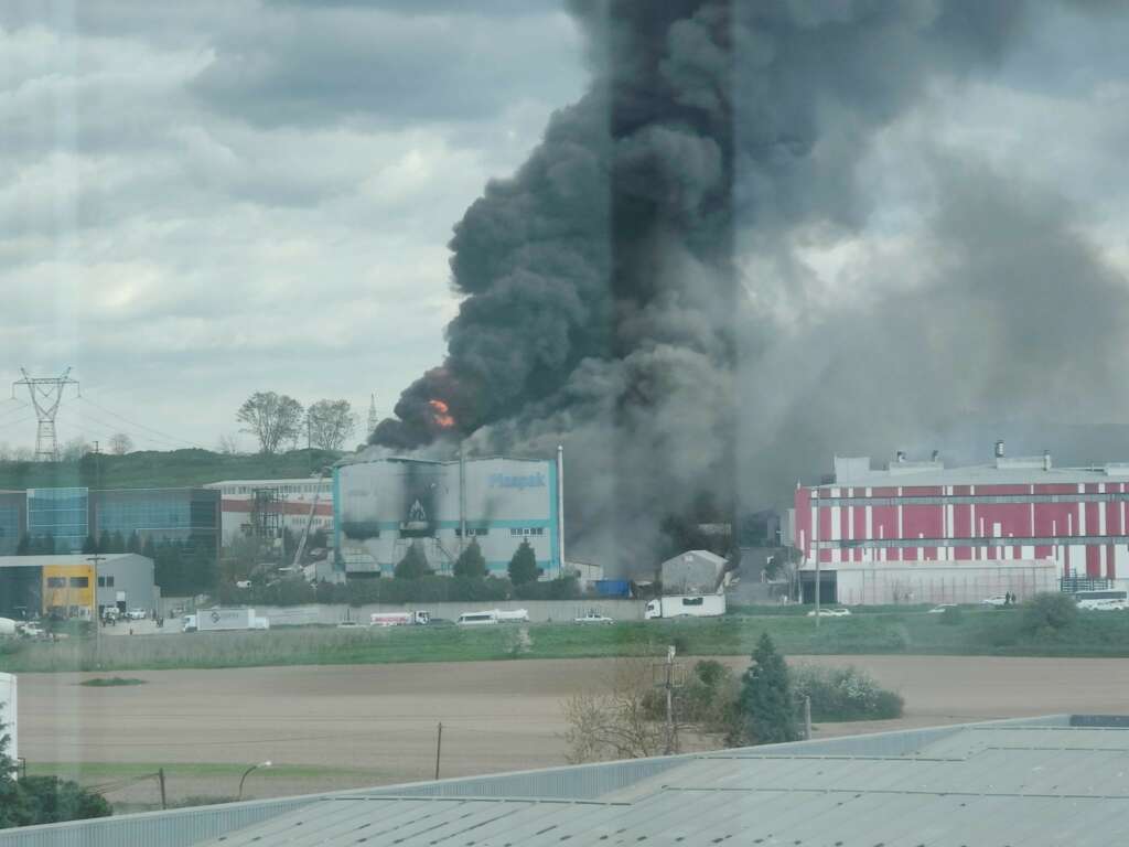 Tekirdağ’da tekstil fabrikasında yangın