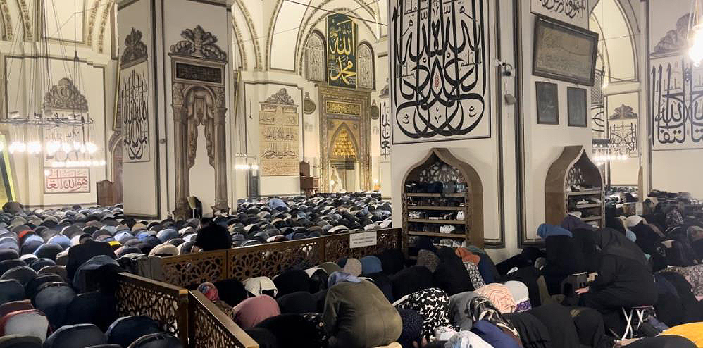 Kadir Gecesi’nde Bursa Ulu Camii doldu taştı