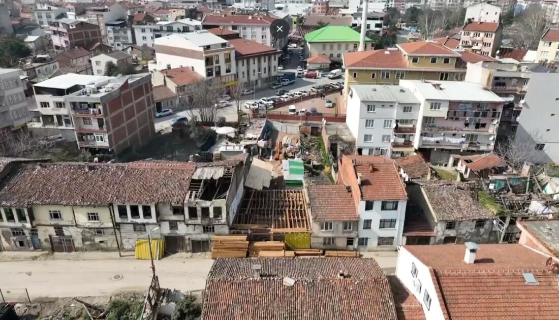 Bursa’da Çocuk Kütüphanesi hızla yükseliyor