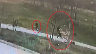 Bursa’da başıboş köpek dehşeti kamerada…Oğlu için kendini feda etti