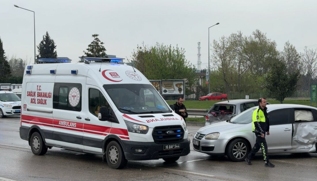 Bursa’da TIR şehri birbirine kattı: Çok sayıda araç kaza yaptı!