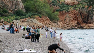 Antalya’da tatilcilere kapalı hava sürprizi
