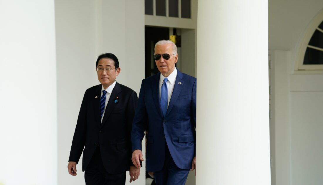 Kishida, Biden ile bir araya geldi
