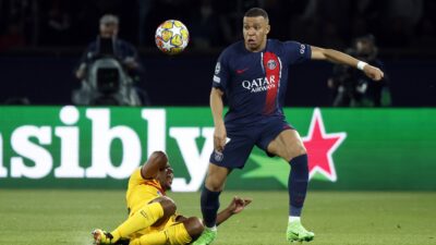 Gol düellosu Barcelona’nın