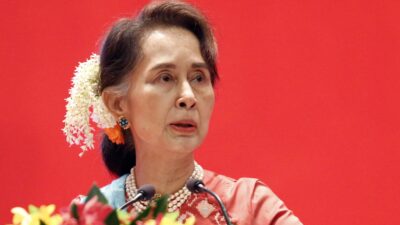 Myanmar’da devrik lider Suu Kyi ev hapsine alındı