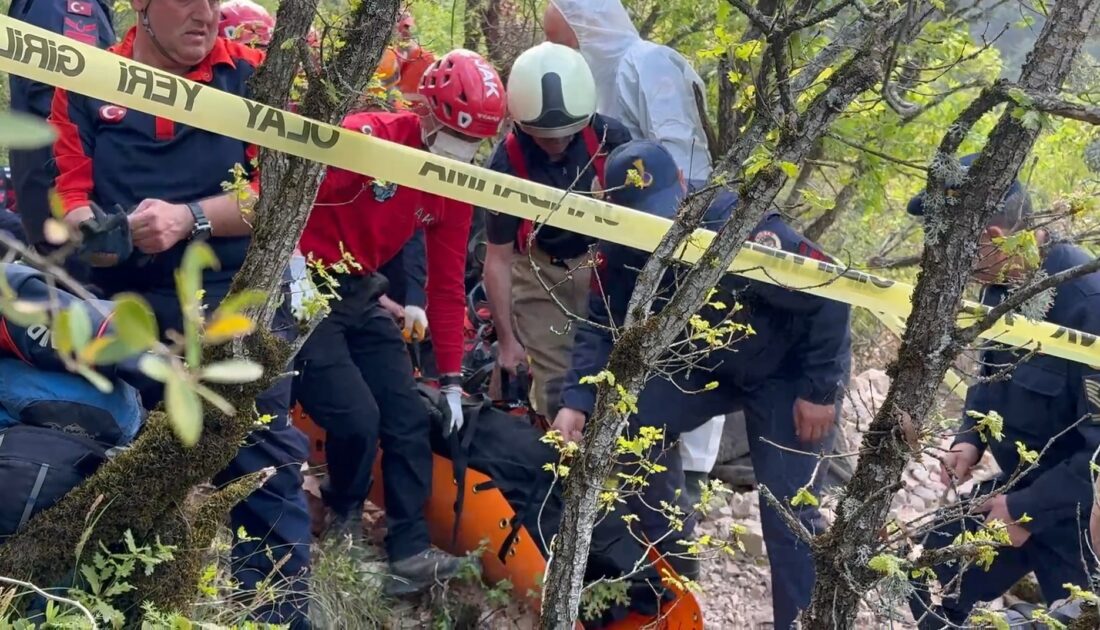 Bursa’da ölen 3 definecinin cenazesi çıkarıldı! Baba oğul define kurbanı