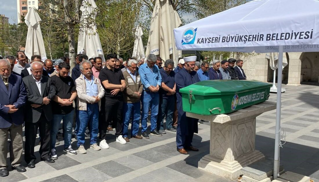 Akrep yedikten sonra hayatını kaybeden adam toprağa verildi