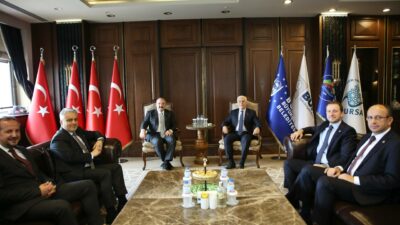 Bursa siyasetinde örnek hareket