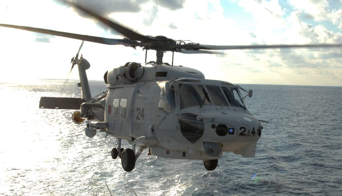 Japonya’da 2 askeri helikopter düştü: 1 ölü, 7 kayıp