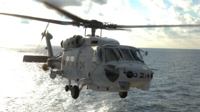 Japonya’da 2 askeri helikopter düştü: 1 ölü, 7 kayıp