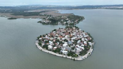 Tarihi ve doğasıyla ünlenen Gölyazı turistleri bekliyor