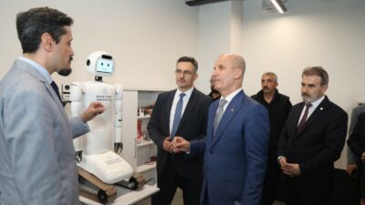 YÖK Başkanı Özvar’dan BTÜ Robot Merkezi’ne tam not