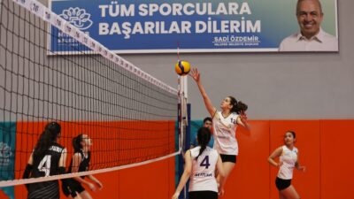 Nilüfer Uluslararası Spor Şenlikleri heyecanlı müsabakalara sahne oluyor