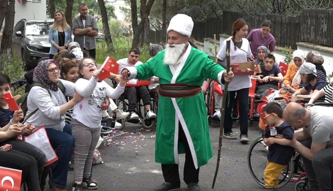 Bursa’da çocuklar ve aileleri gönüllerince eğlendi