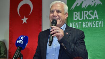 Bozbey: ‘‘Bursa’nın her yaştan insanı gülümsemeye başladı’’