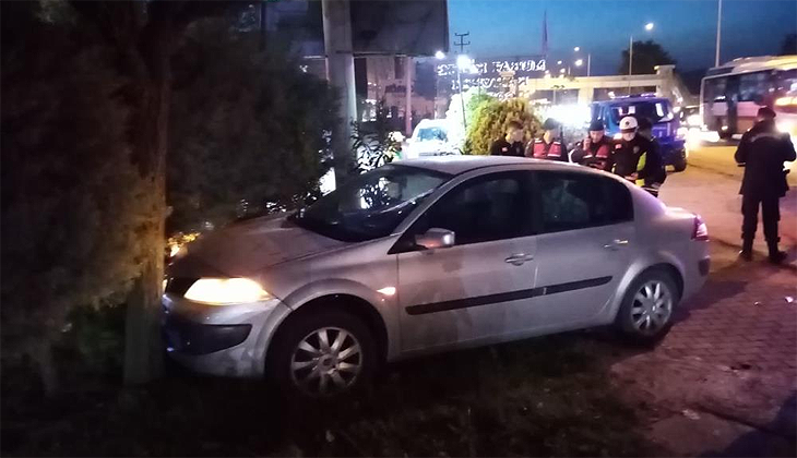 Bursa’da otomobille çarpışan motosiklet sürücüsü hayatını kaybetti