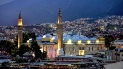 Bursa ve ilçelerinde bayram namazı saat kaçta?
