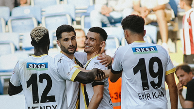 İstanbulspor 10 maçlık galibiyet hasretini giderdi