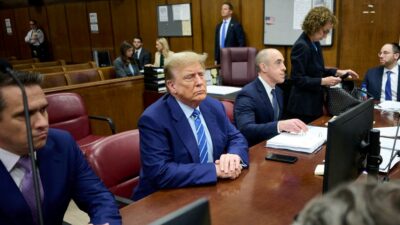 Trump’a “sus payı” davası! Pecker tanık olarak dinlendi
