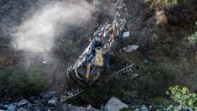 Peru’da otobüs kazası: 25 ölü, 13 yaralı