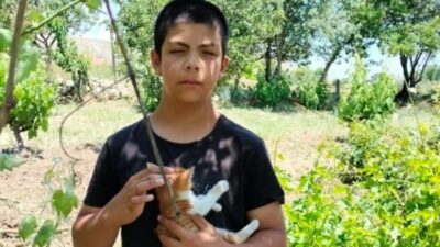 14 yaşındaki Alperen şehir dışına gideceği esnada polis tarafından yakalandı