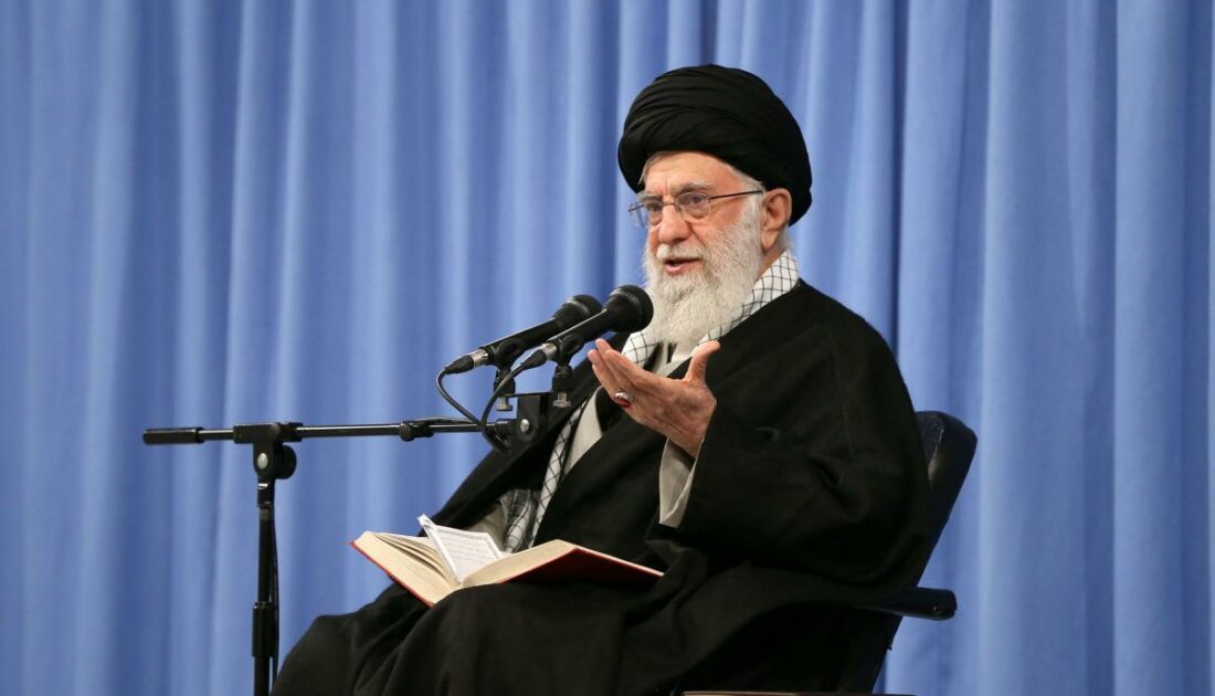 İran dini lideri Hamaney: İsrail’in cezalandırılması gerekiyor