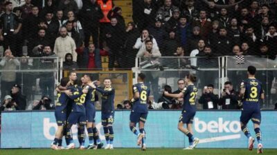 Trendyol Süper Lig: Fenerbahçe: 1 – Beşiktaş: 0 (İlk yarı)