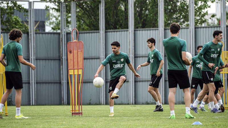 Bursaspor’da Diyarbekirspor maçının hazırlıkları başladı