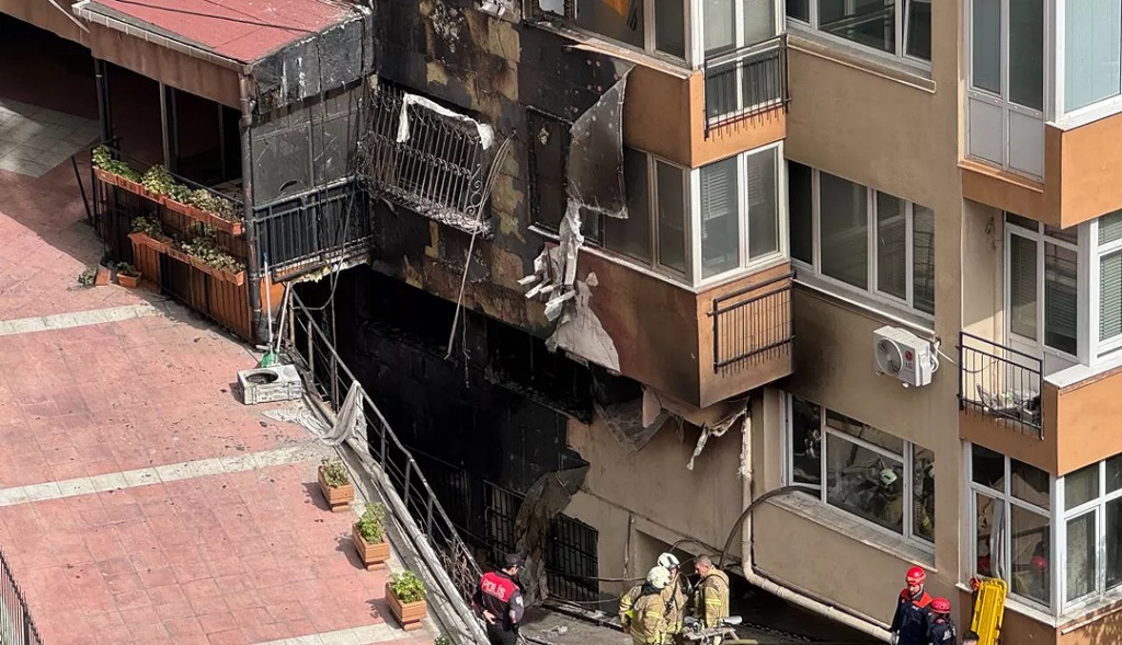 İstanbul’daki gece kulübü yangınına ilişkin 8 kişi tutuklandı