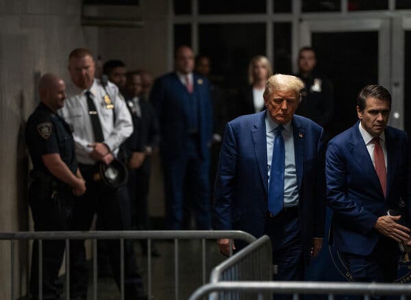 “Sus payı” davasında Trump’ın eski sağ kolu Michael Cohen’in çapraz sorgusu yapıldı