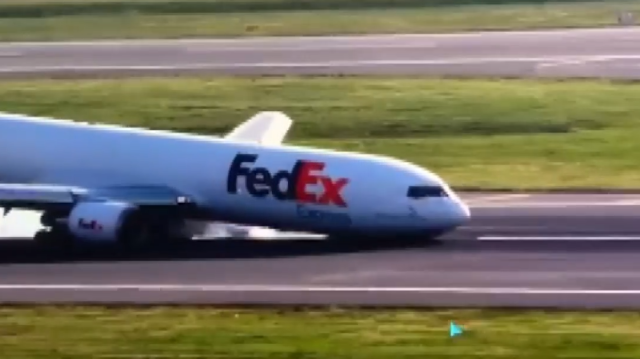 Fedex uçağını kadın pilotun indirdiği ortaya çıktı