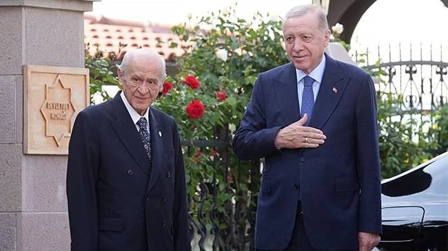 Erdoğan ile Bahçeli’den sürpriz görüşme
