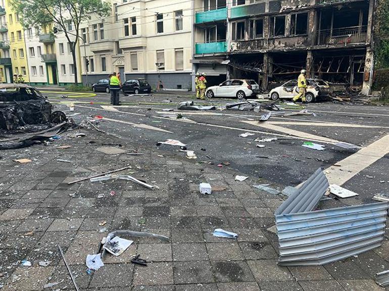 Almanya’da büfede patlama: 3 ölü Almanya’da büfede patlama: 3 ölü