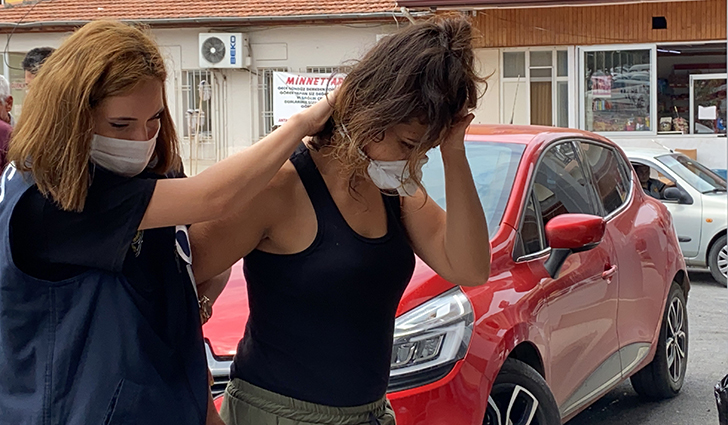İç çamaşırından uyuşturucu madde çıktı