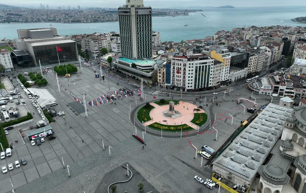 1 Mayıs kısıtlaması… Taksim Meydanı boş kaldı