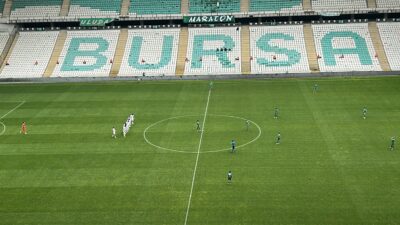 Vanspor FK oyuncularından Bursaspor maçında protesto