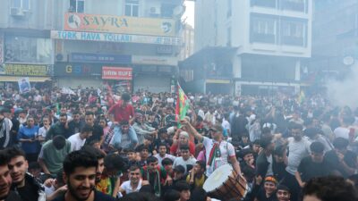 Amedspor’un şampiyonluk kutlamalarında havaya ateş açan şüpheli gözaltına alındı