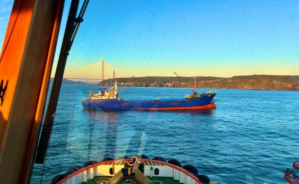 İstanbul Boğazı’nda gemi trafiği durduruldu