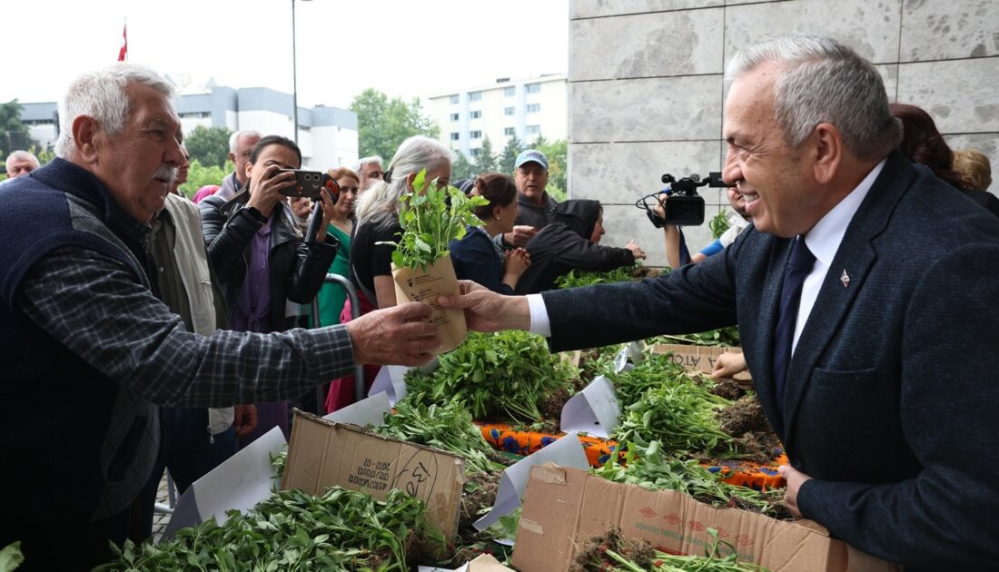 Bursa’da ücretsiz fide için uzun kuyruklar oluştu