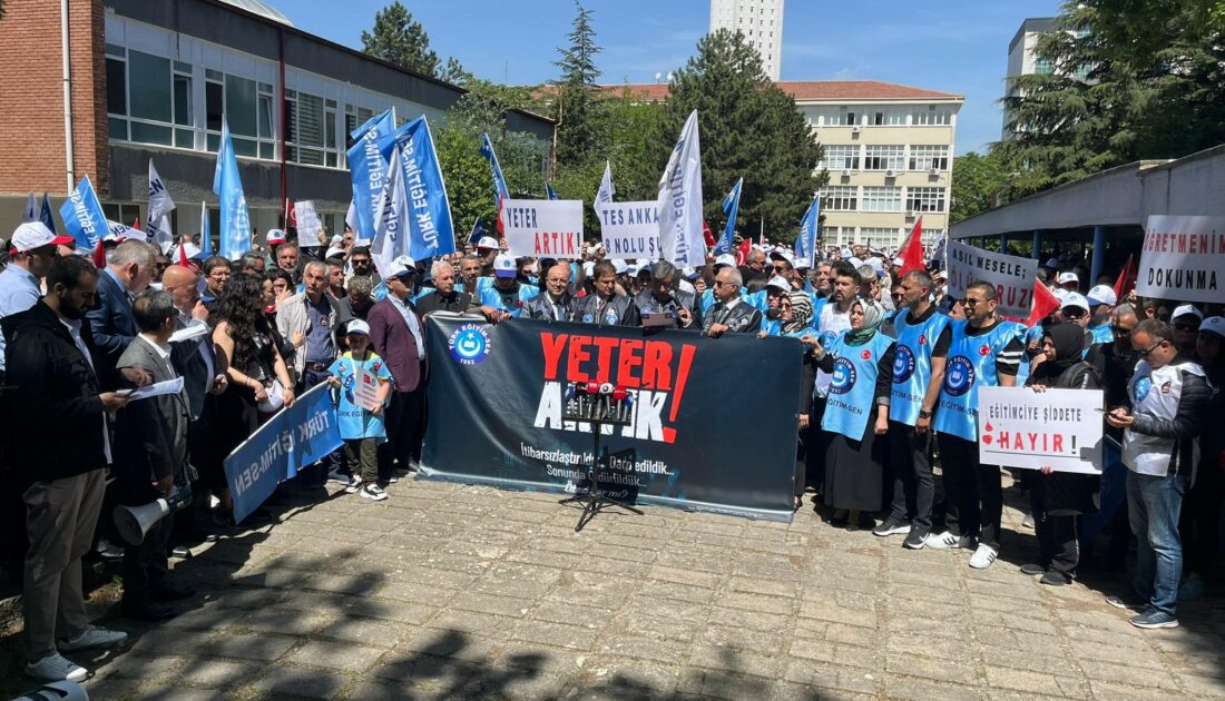 Türk Eğitim-Sen, kendilerine yönelik şiddete karşı protesto gerçekleştirdi