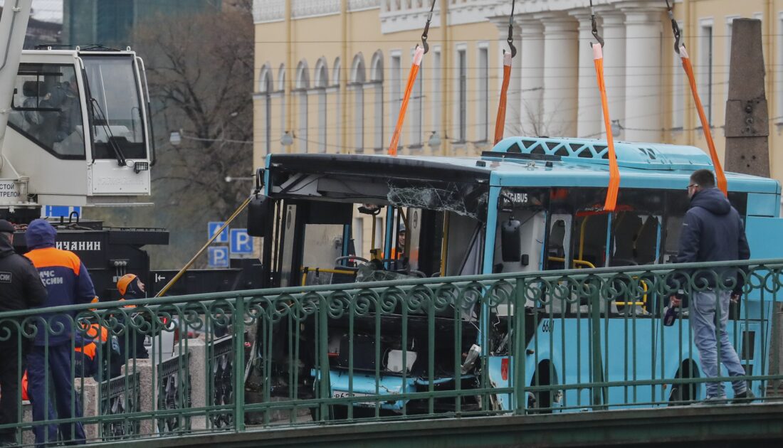 Rusya’da nehre uçan otobüste 7 kişi öldü